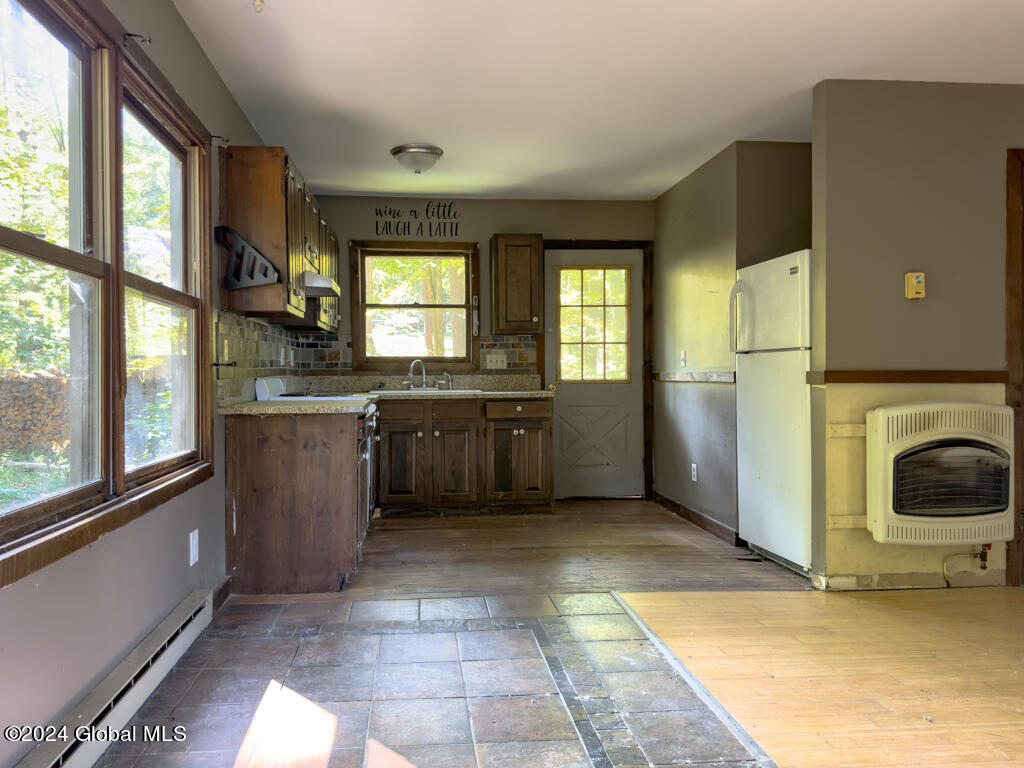 1485 Bay Road