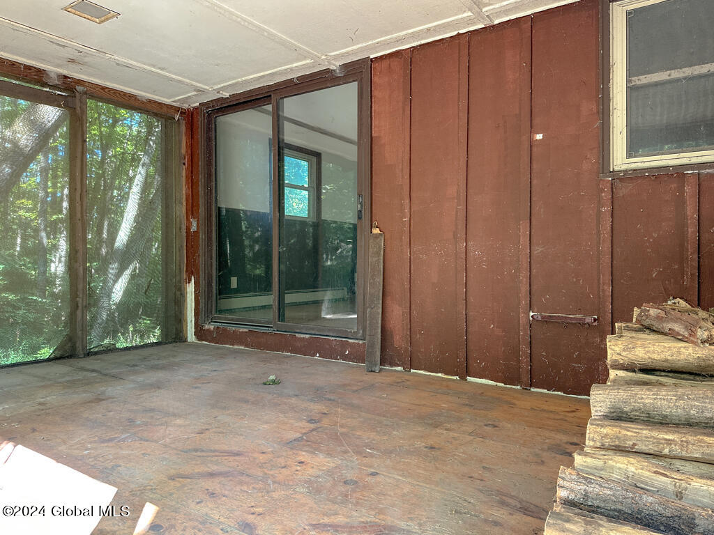1485 Bay Road