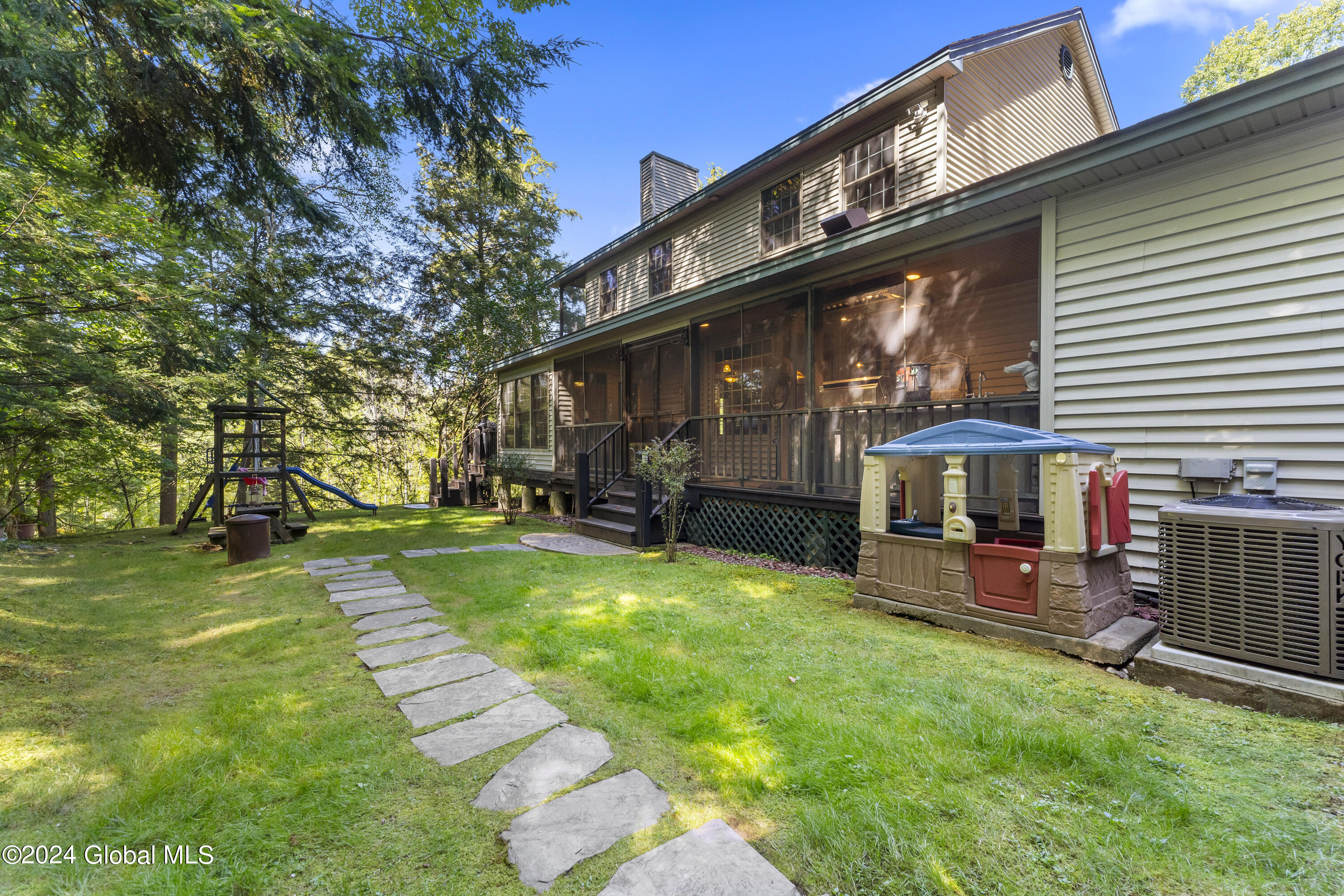 23 Chestnut Lane