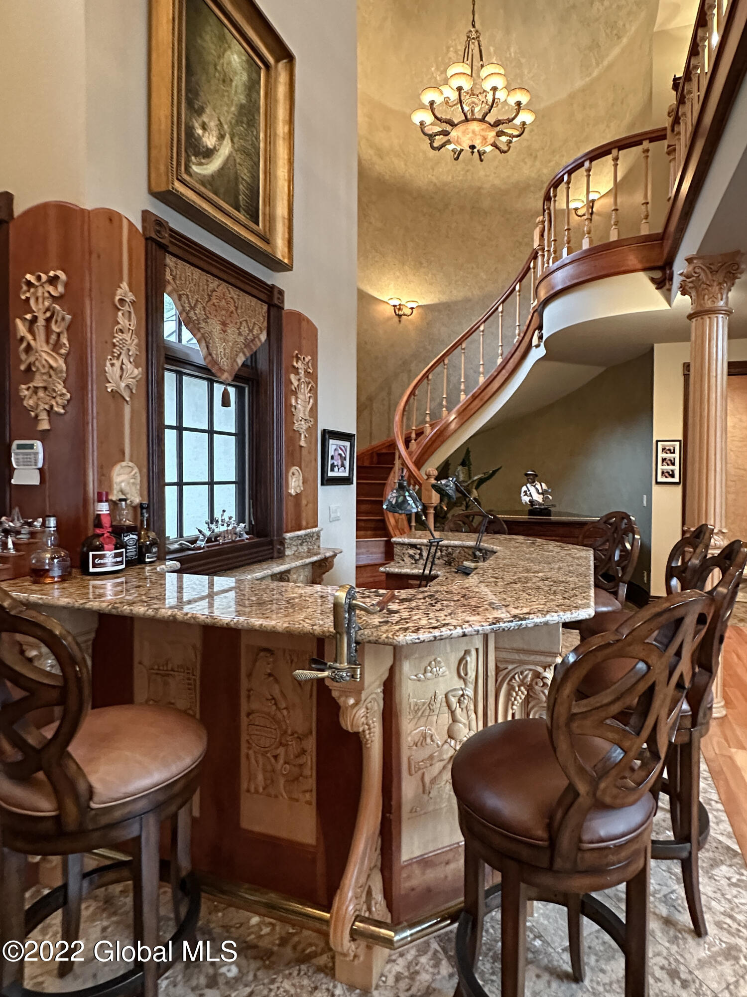 5952 Lake Shore Drive