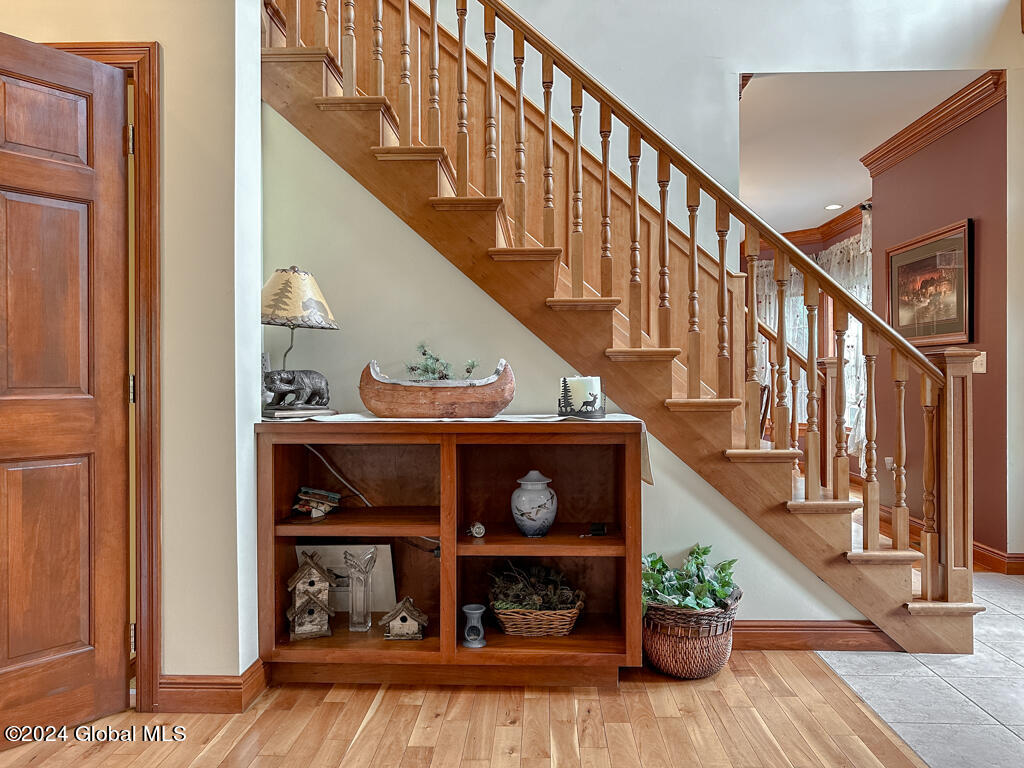 18 Oak Valley Way
