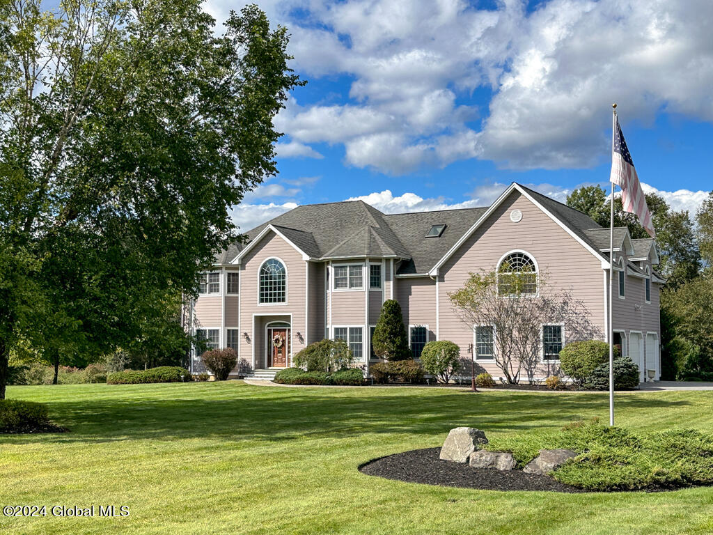 18 Oak Valley Way