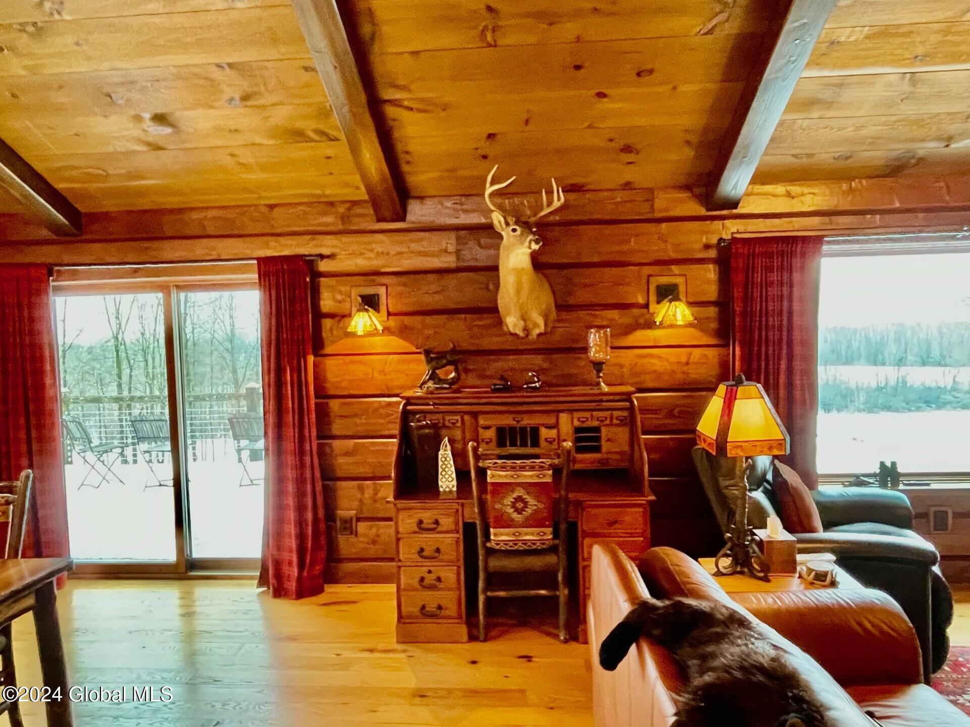 1661 Burch Road