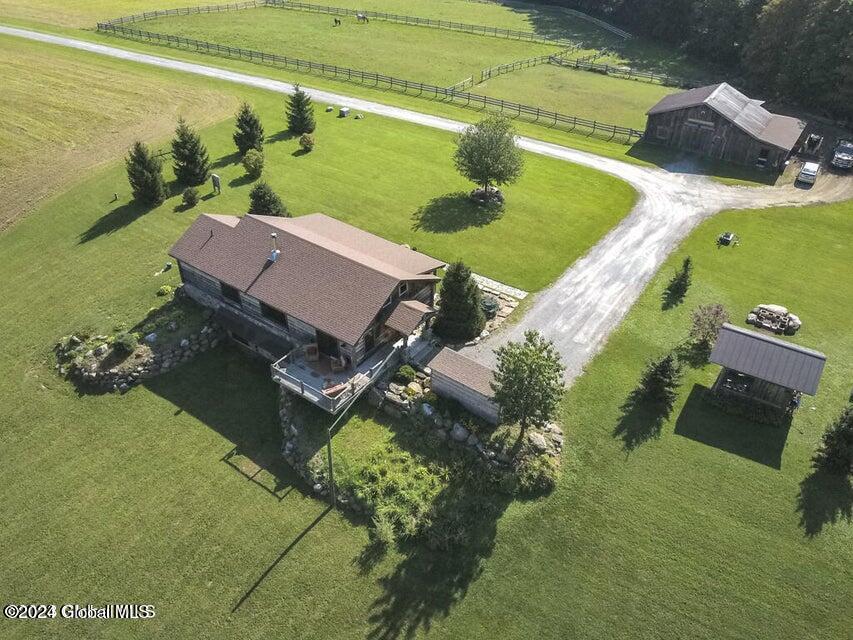 1661 Burch Road