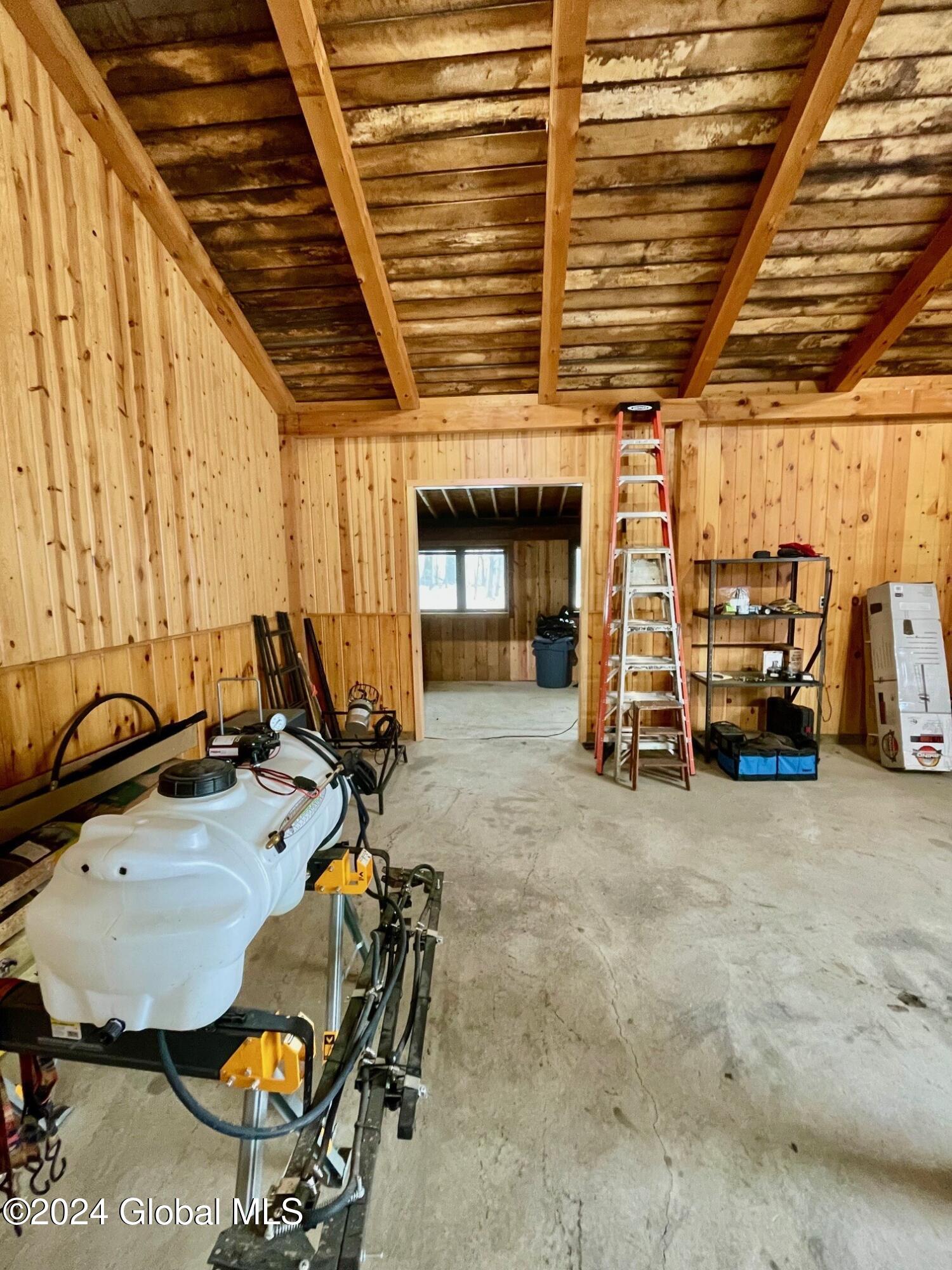 1661 Burch Road