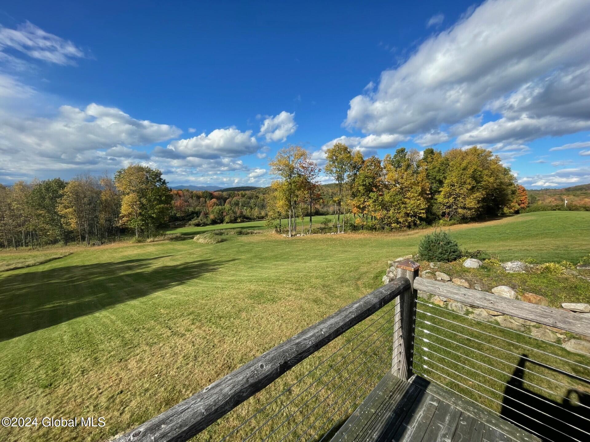 1661 Burch Road
