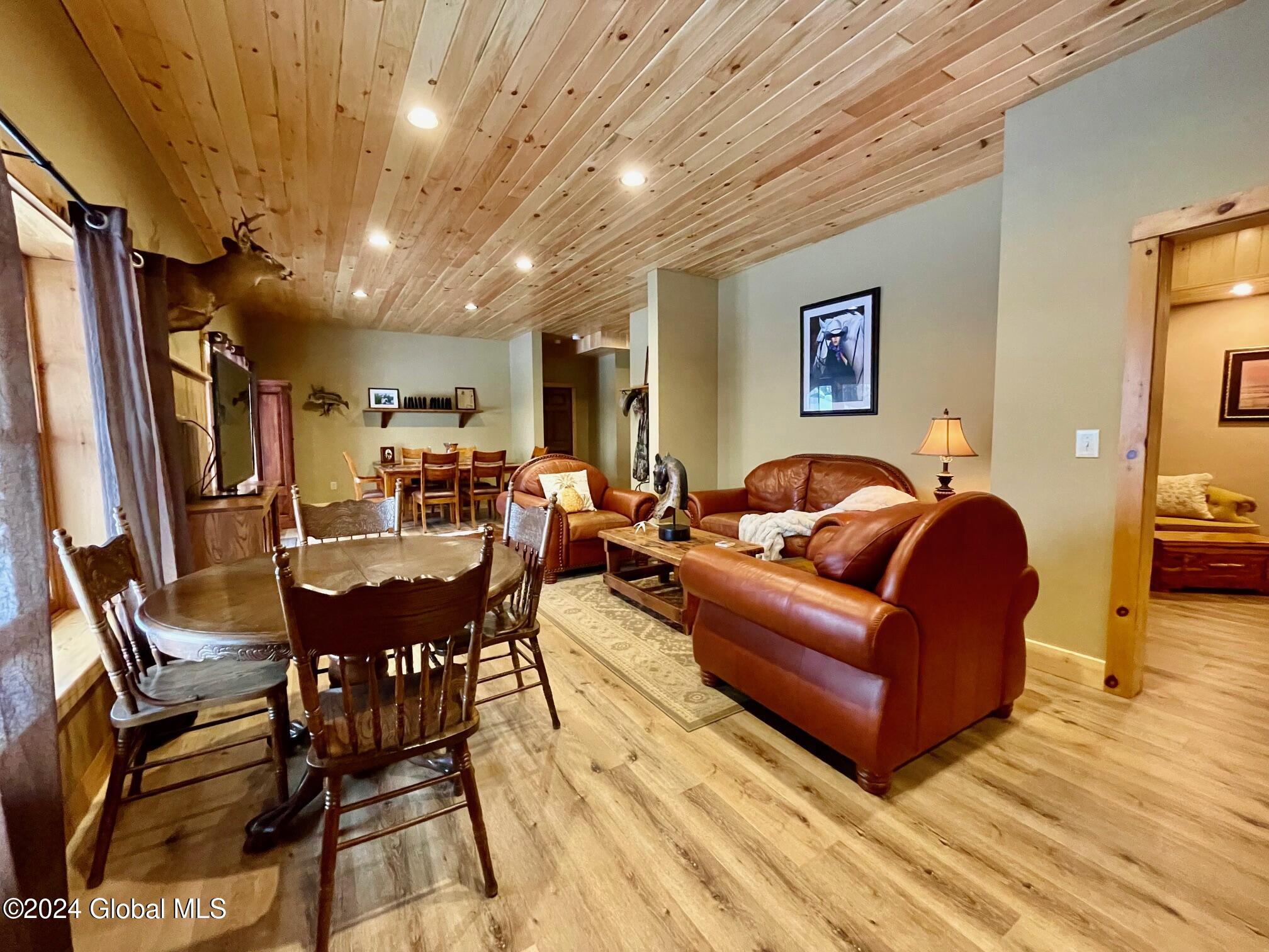 1661 Burch Road