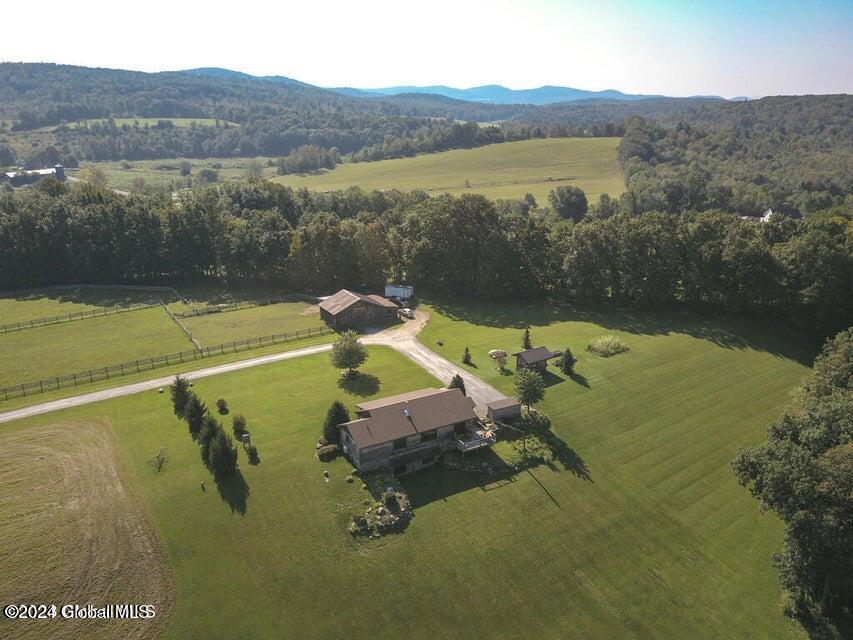 1661 Burch Road