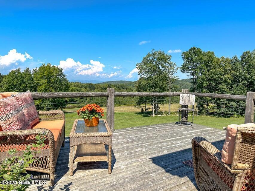 1661 Burch Road