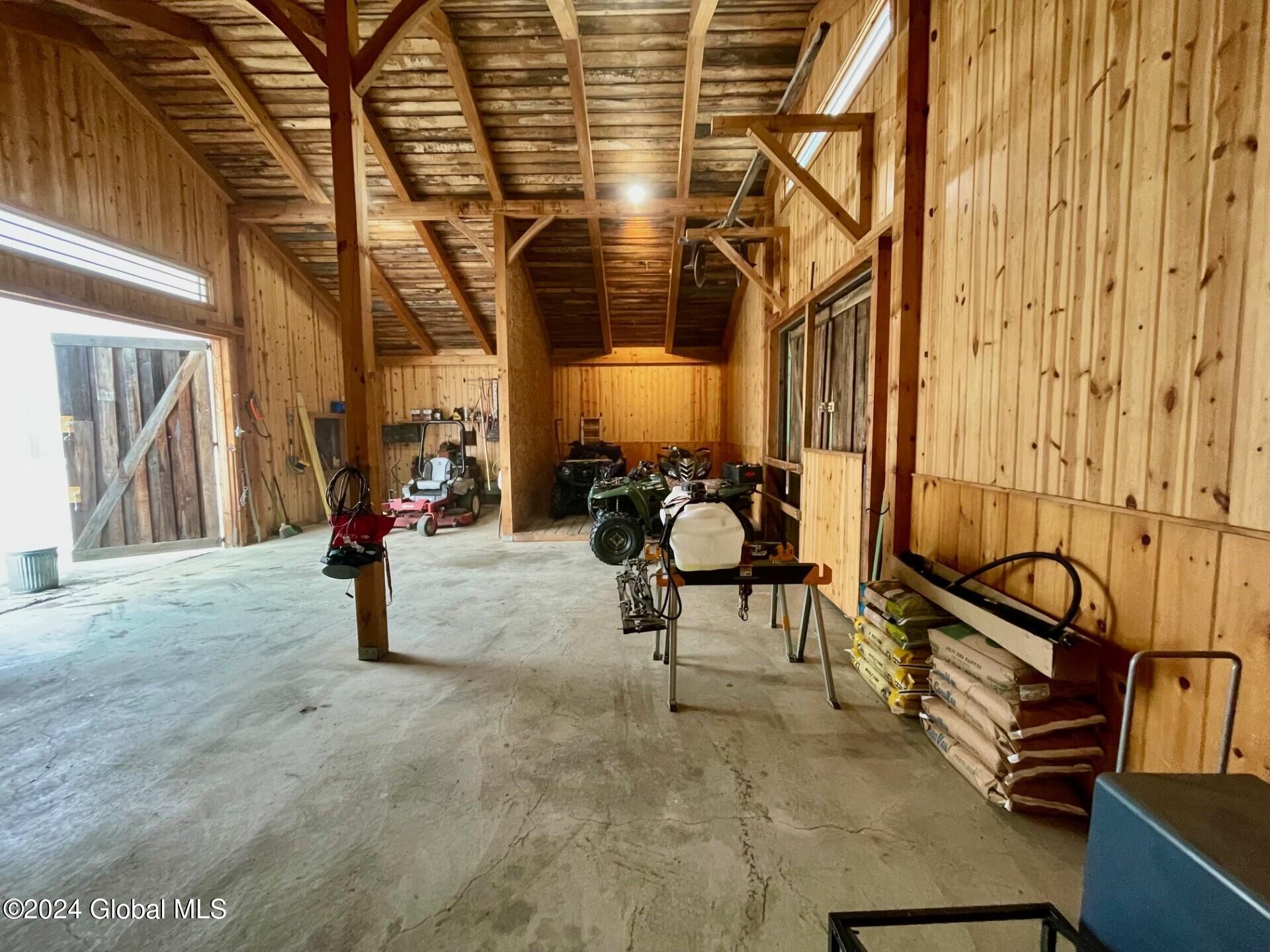 1661 Burch Road