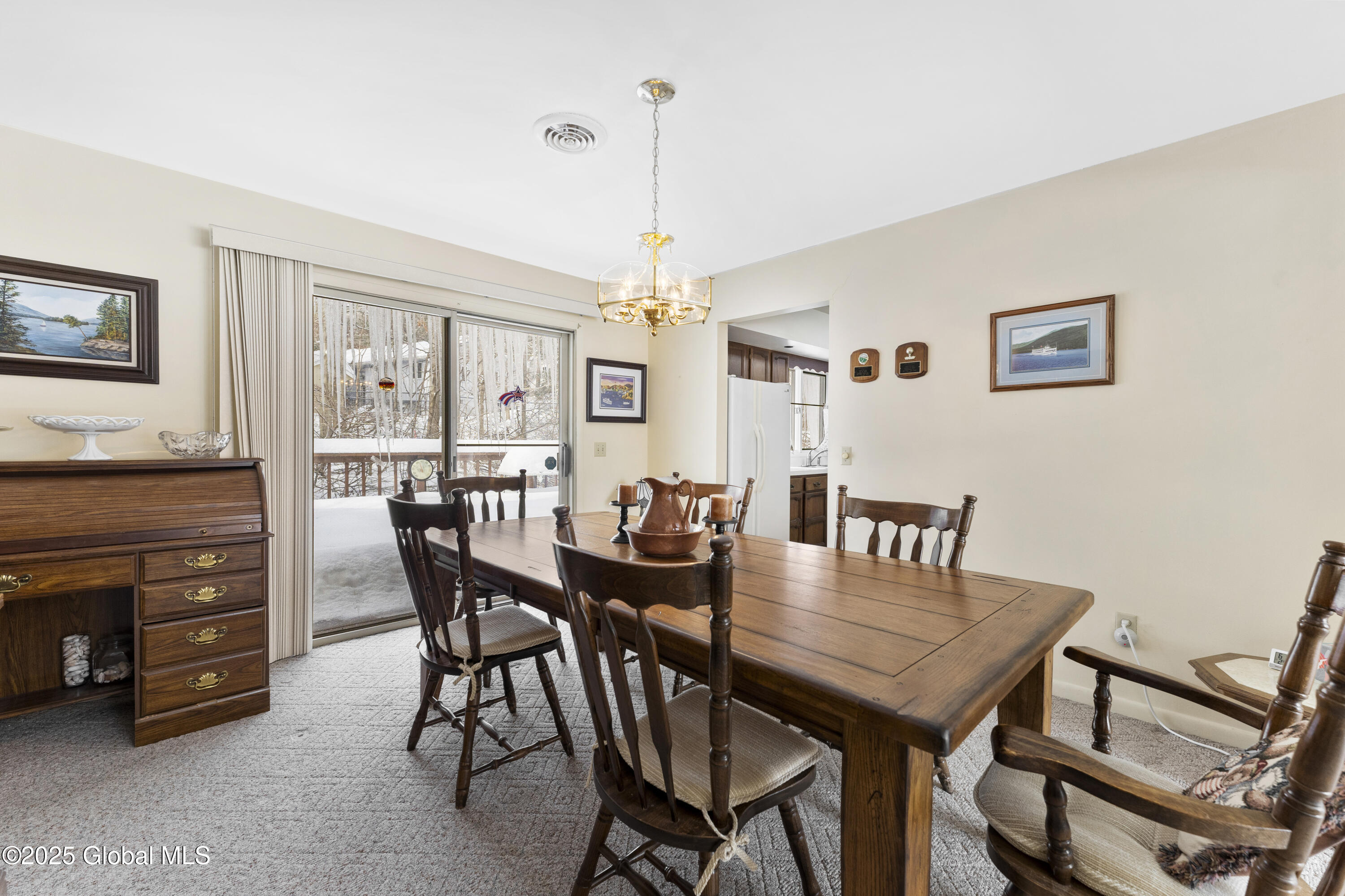 15 Deer Run Road