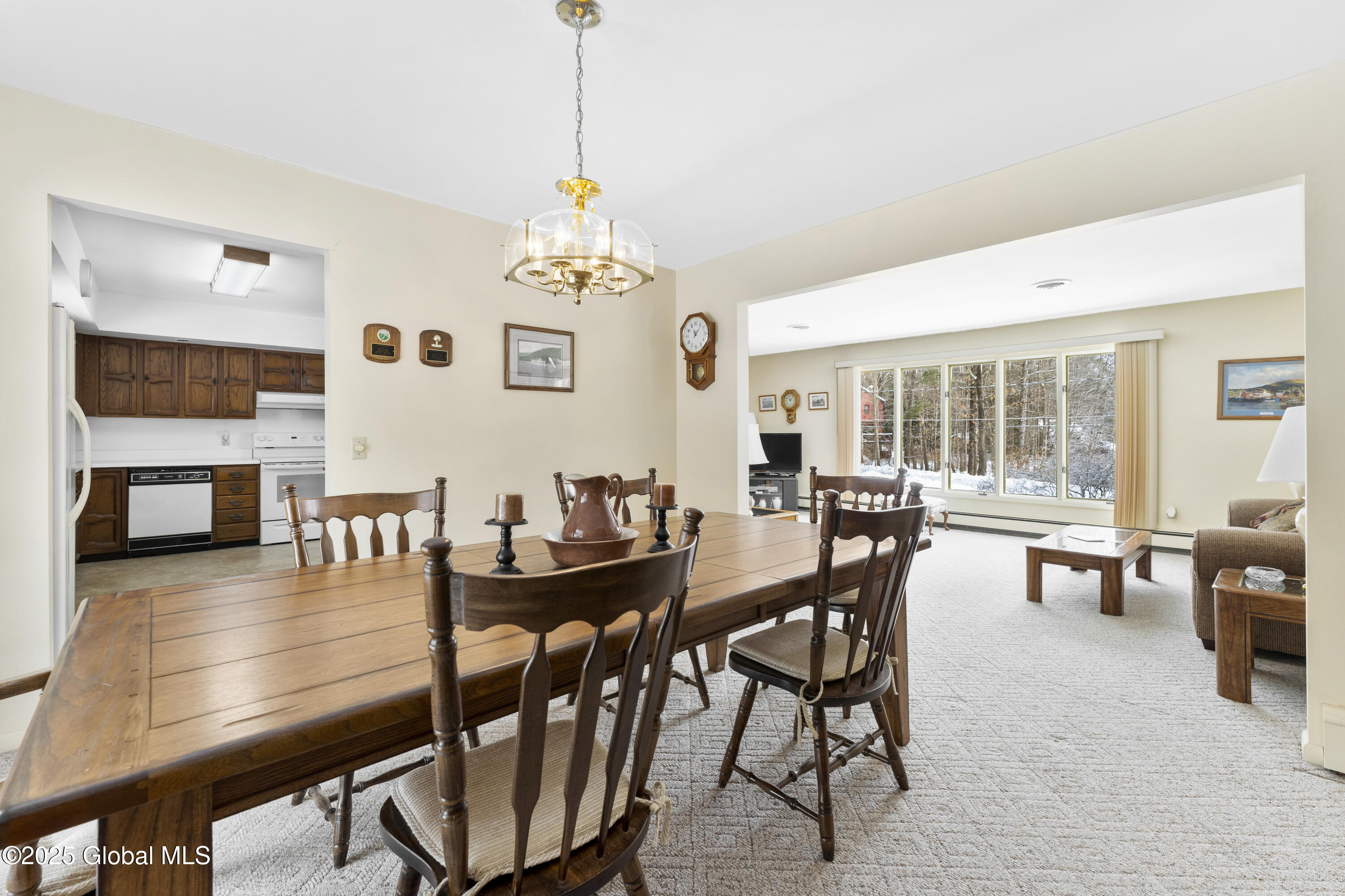 15 Deer Run Road