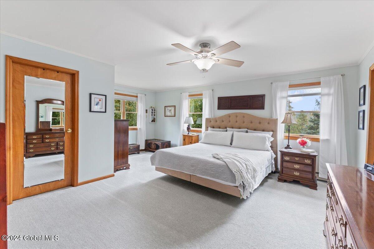 14 Georges Knoll Road