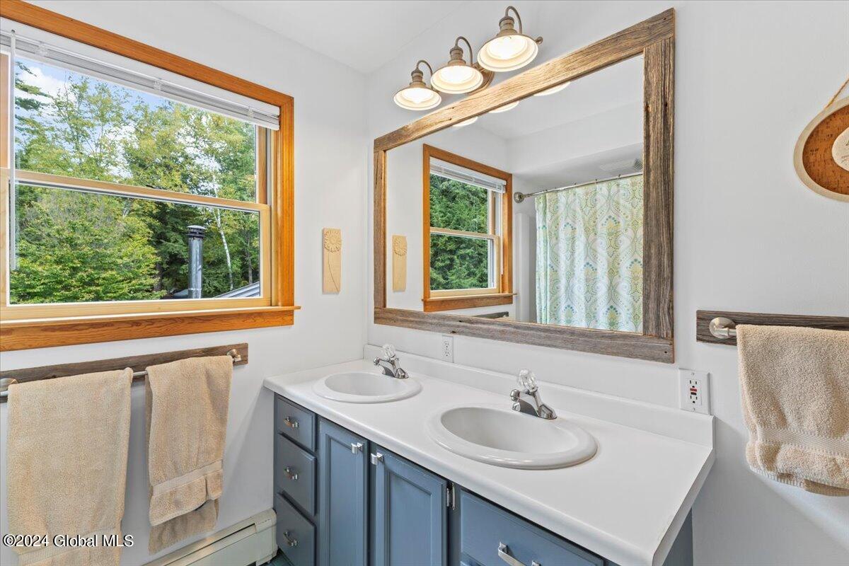 14 Georges Knoll Road