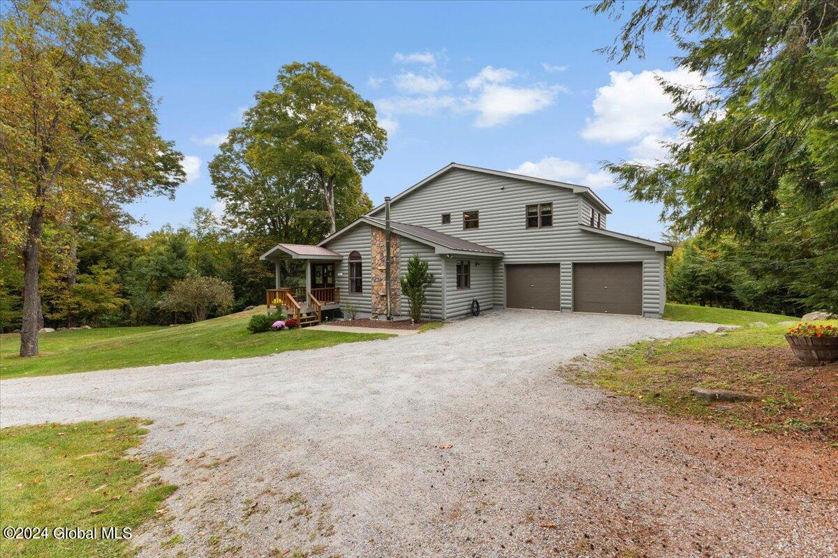 14 Georges Knoll Road