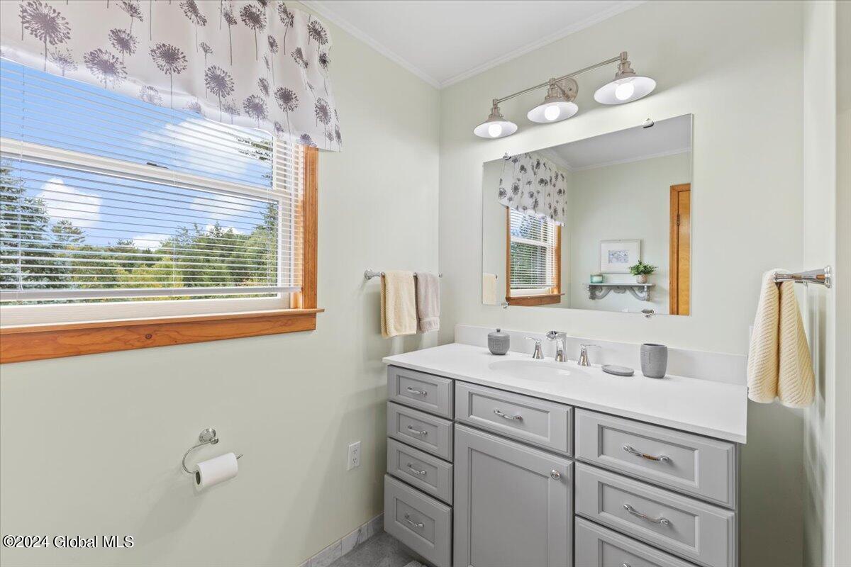 14 Georges Knoll Road