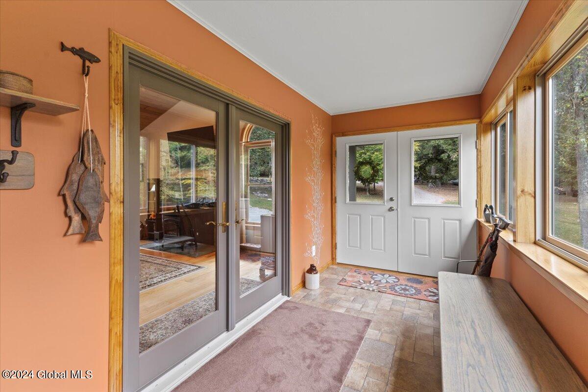 14 Georges Knoll Road