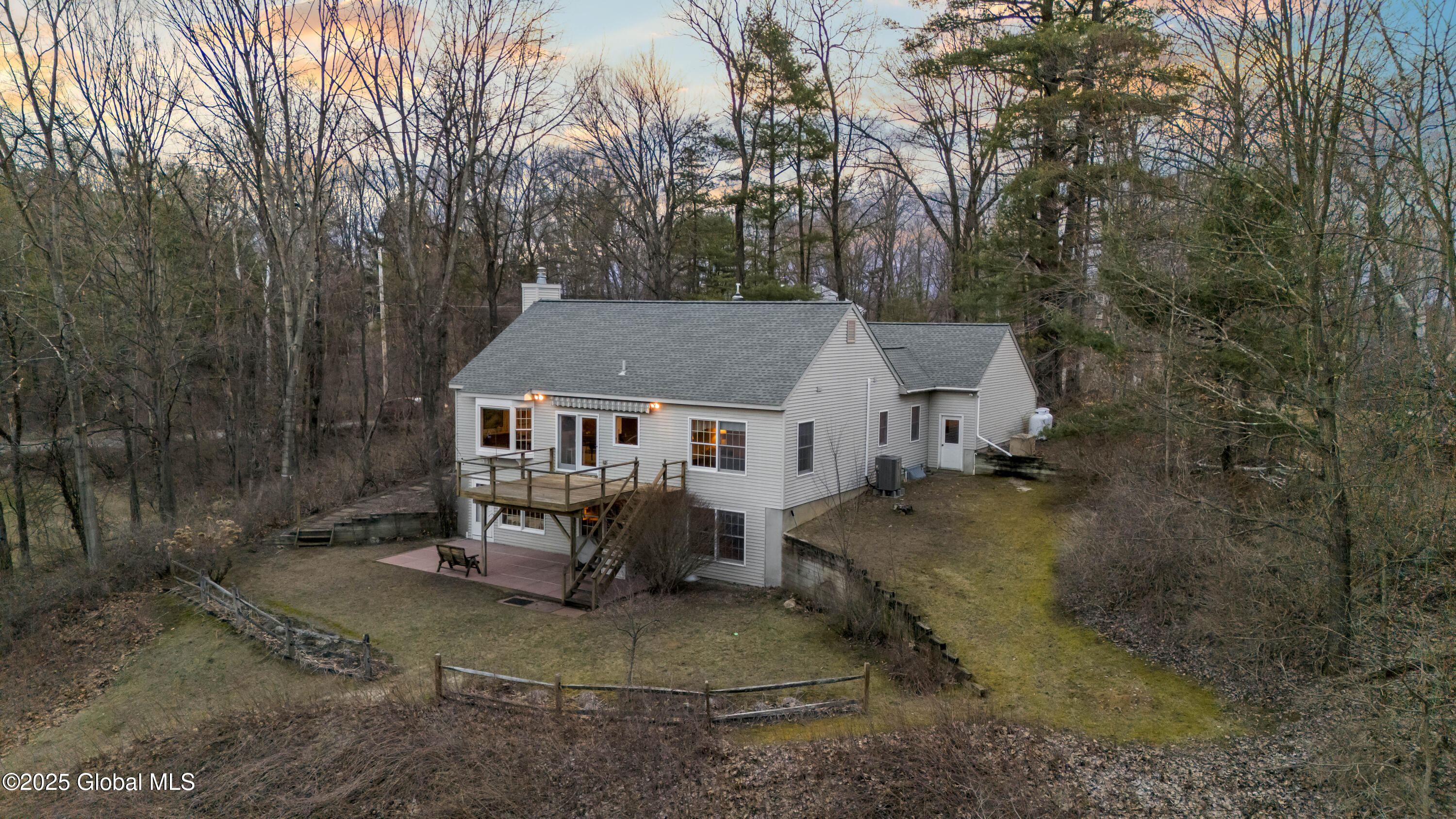 14 Summit Lane
