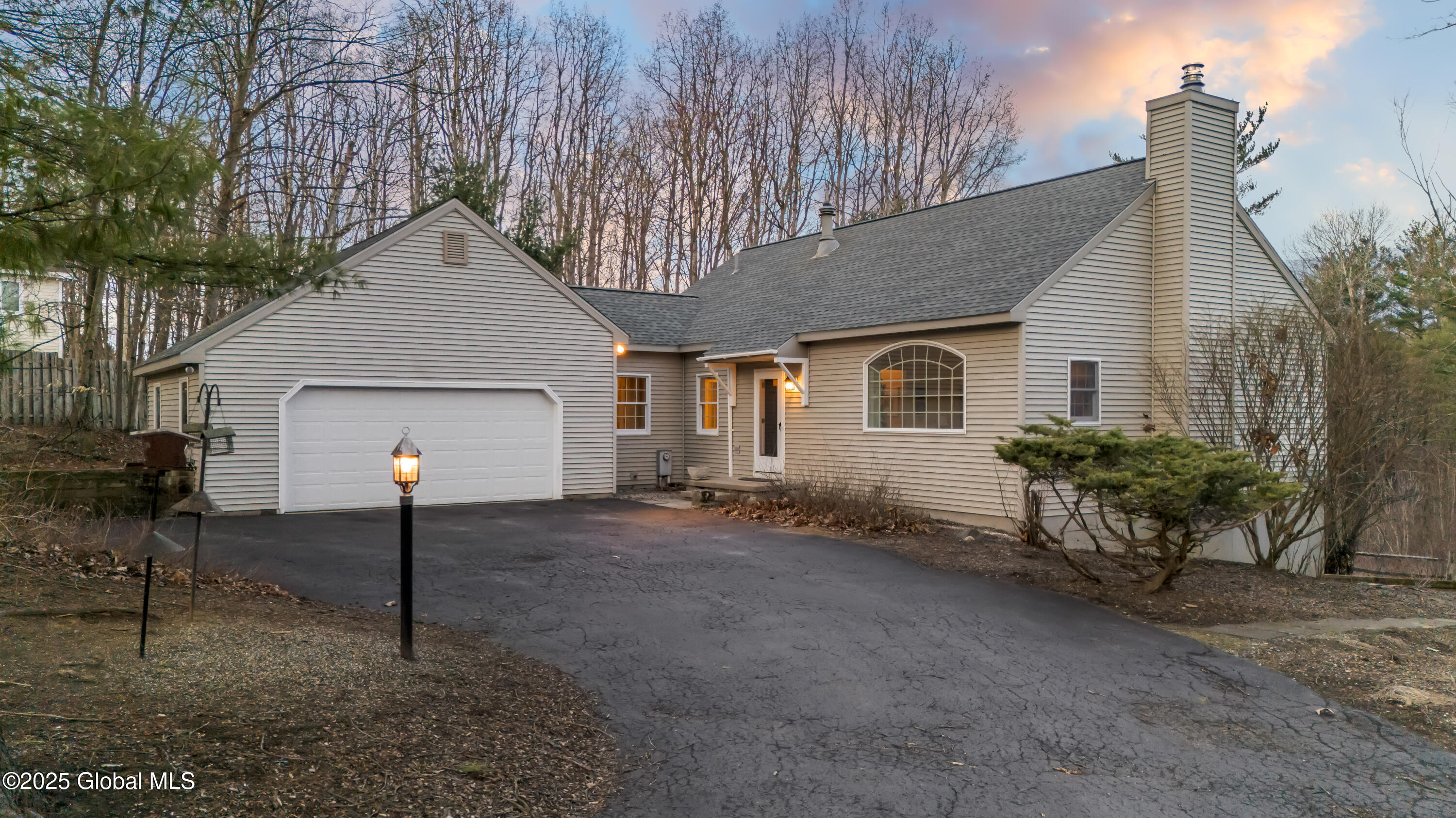 14 Summit Lane