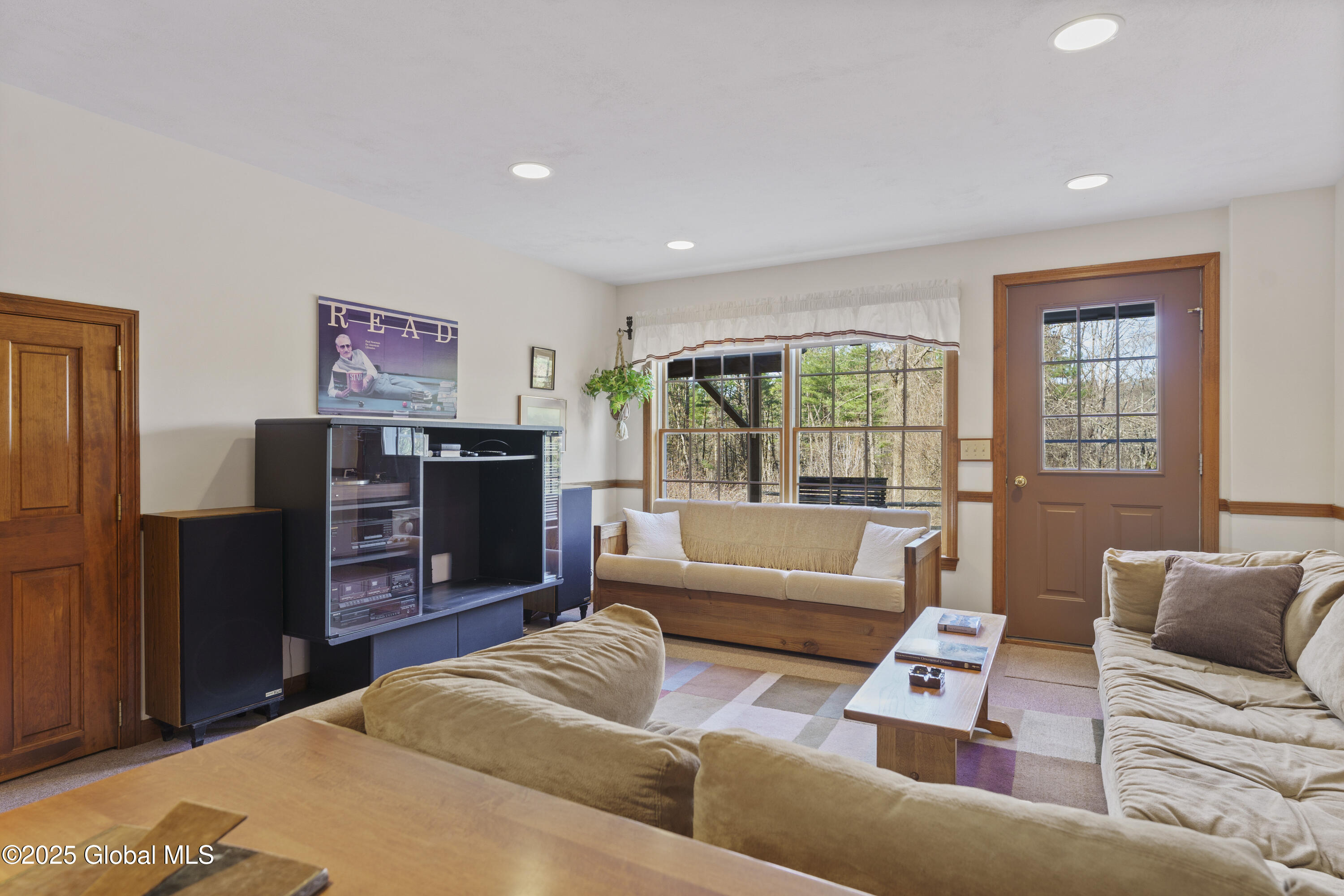 14 Summit Lane