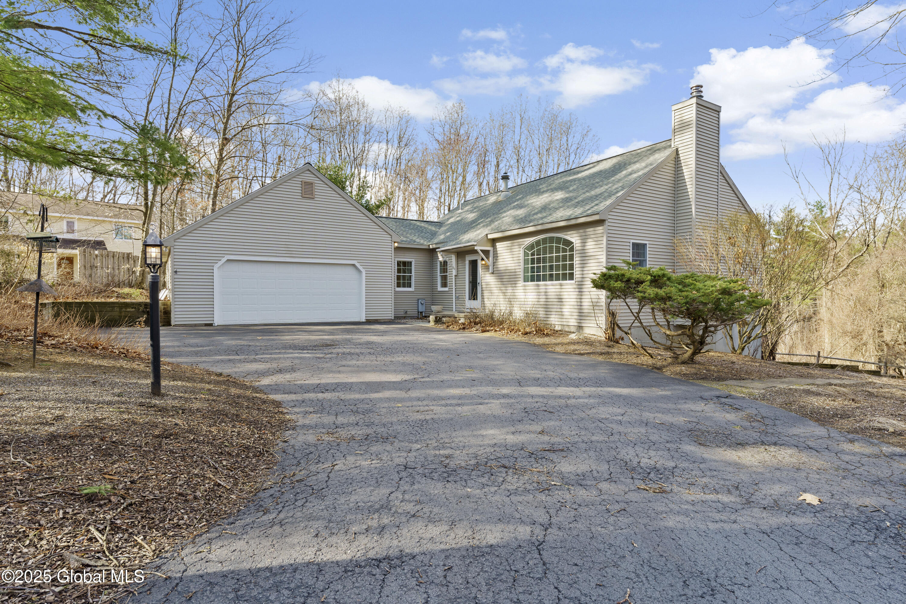 14 Summit Lane