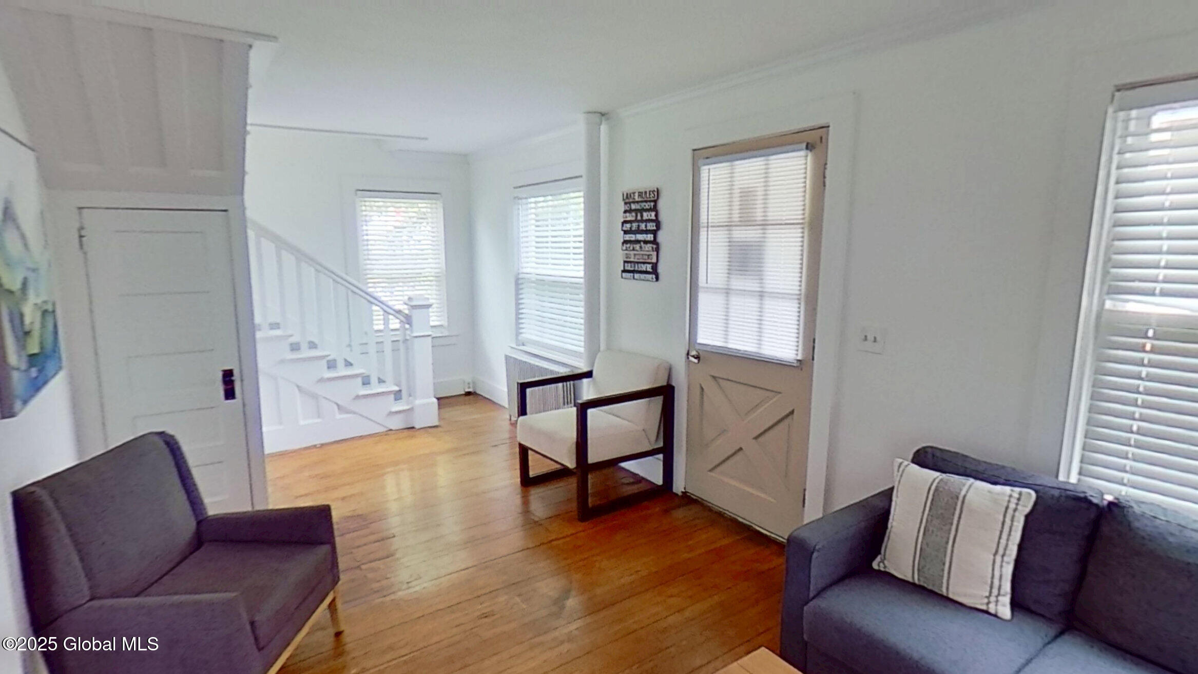 17 Mohican Street