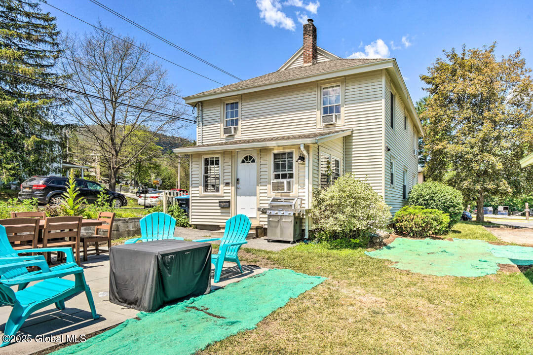 17 Mohican Street