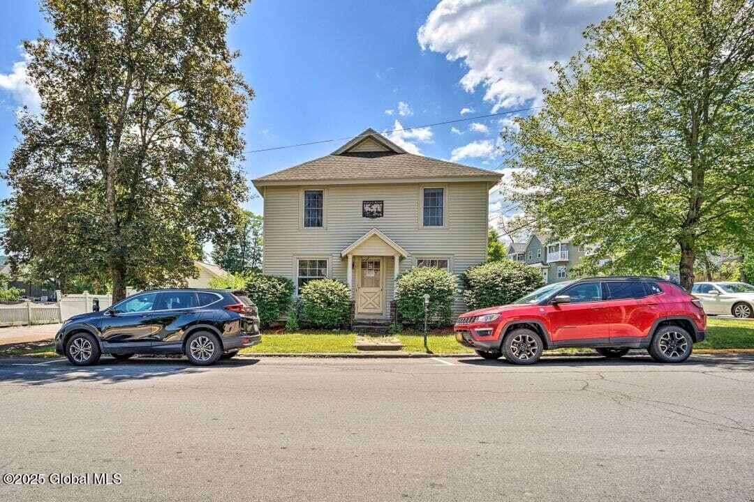 17 Mohican Street