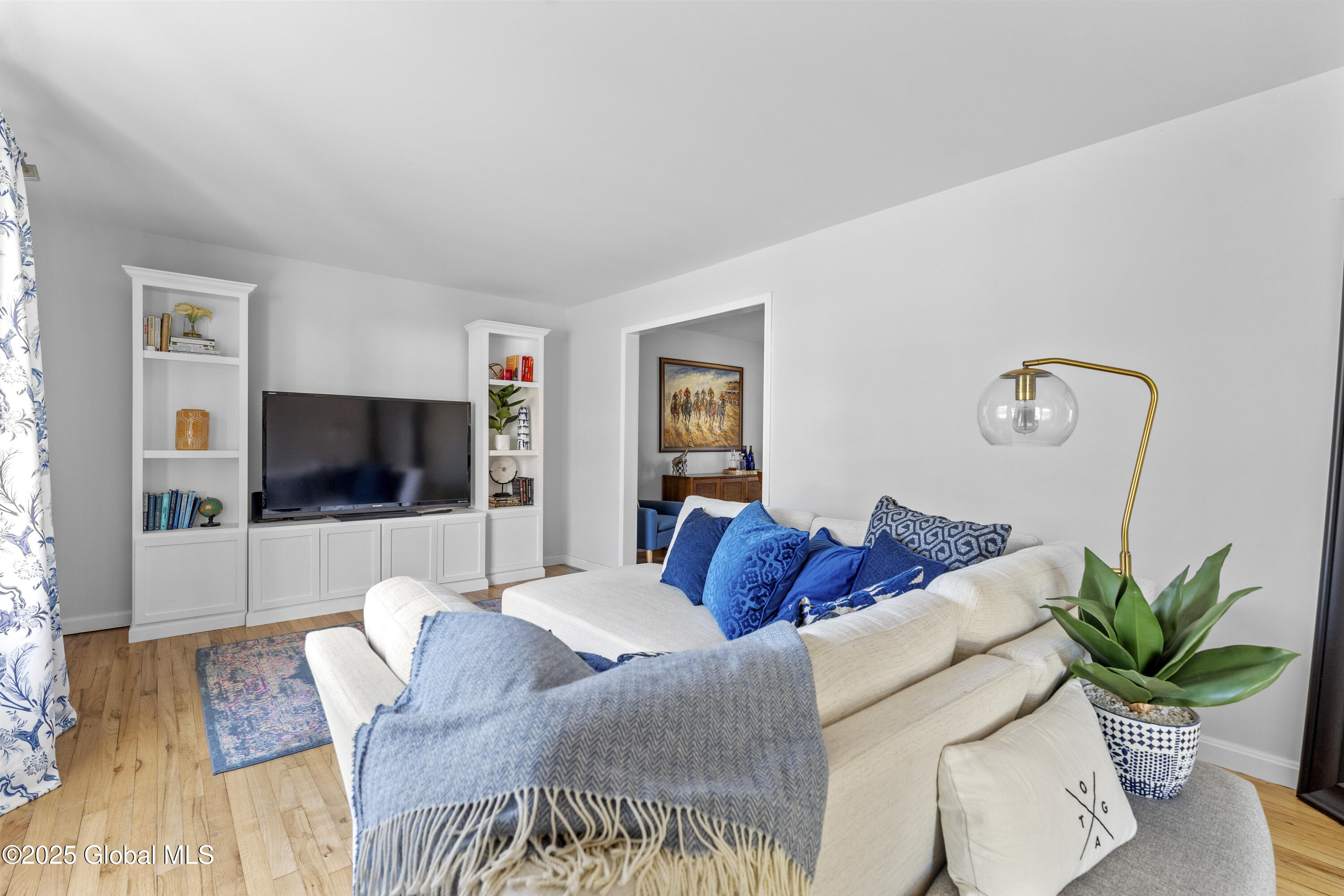 27 Orenda Spring Drive