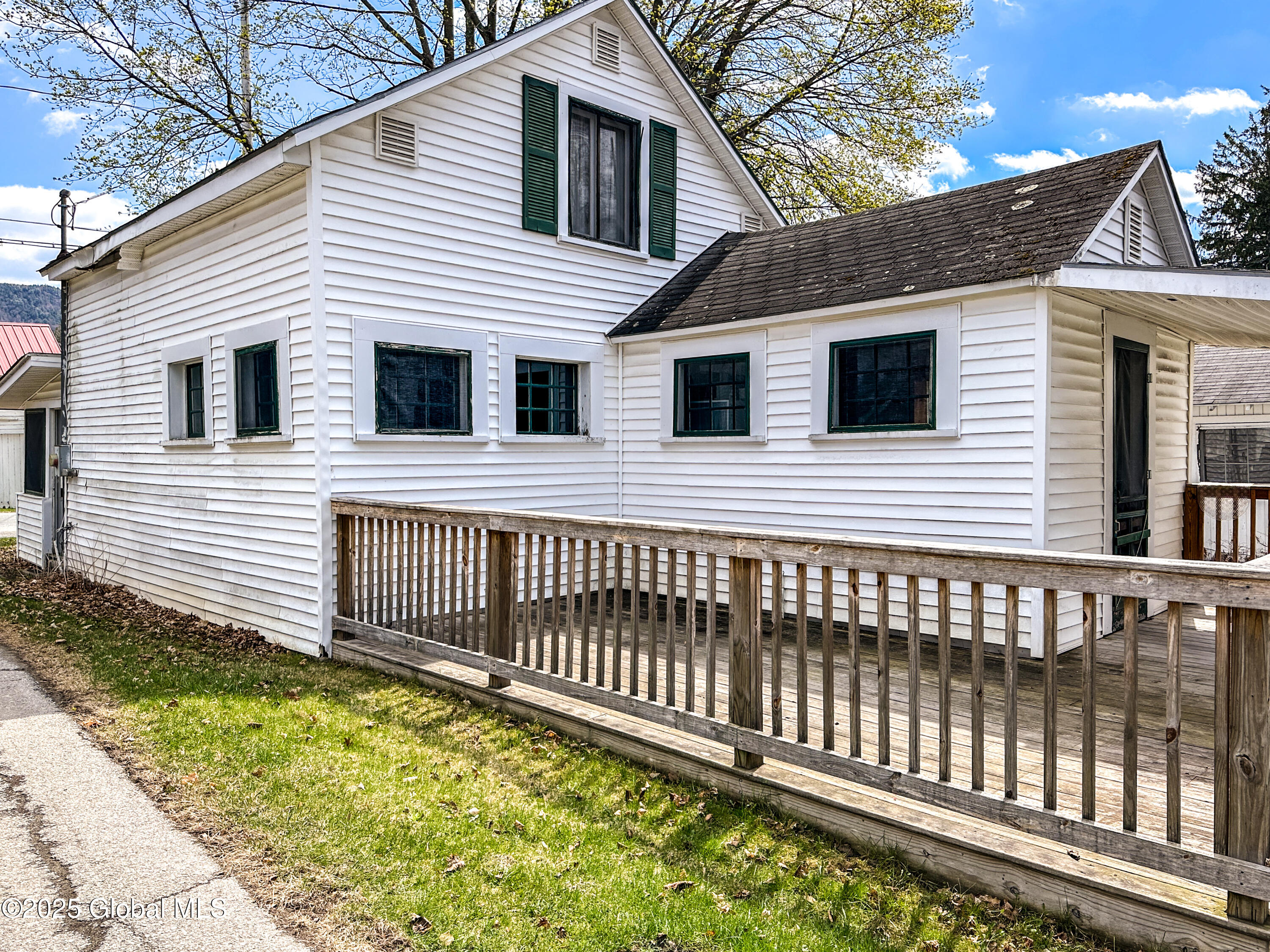 311 Cleverdale Road