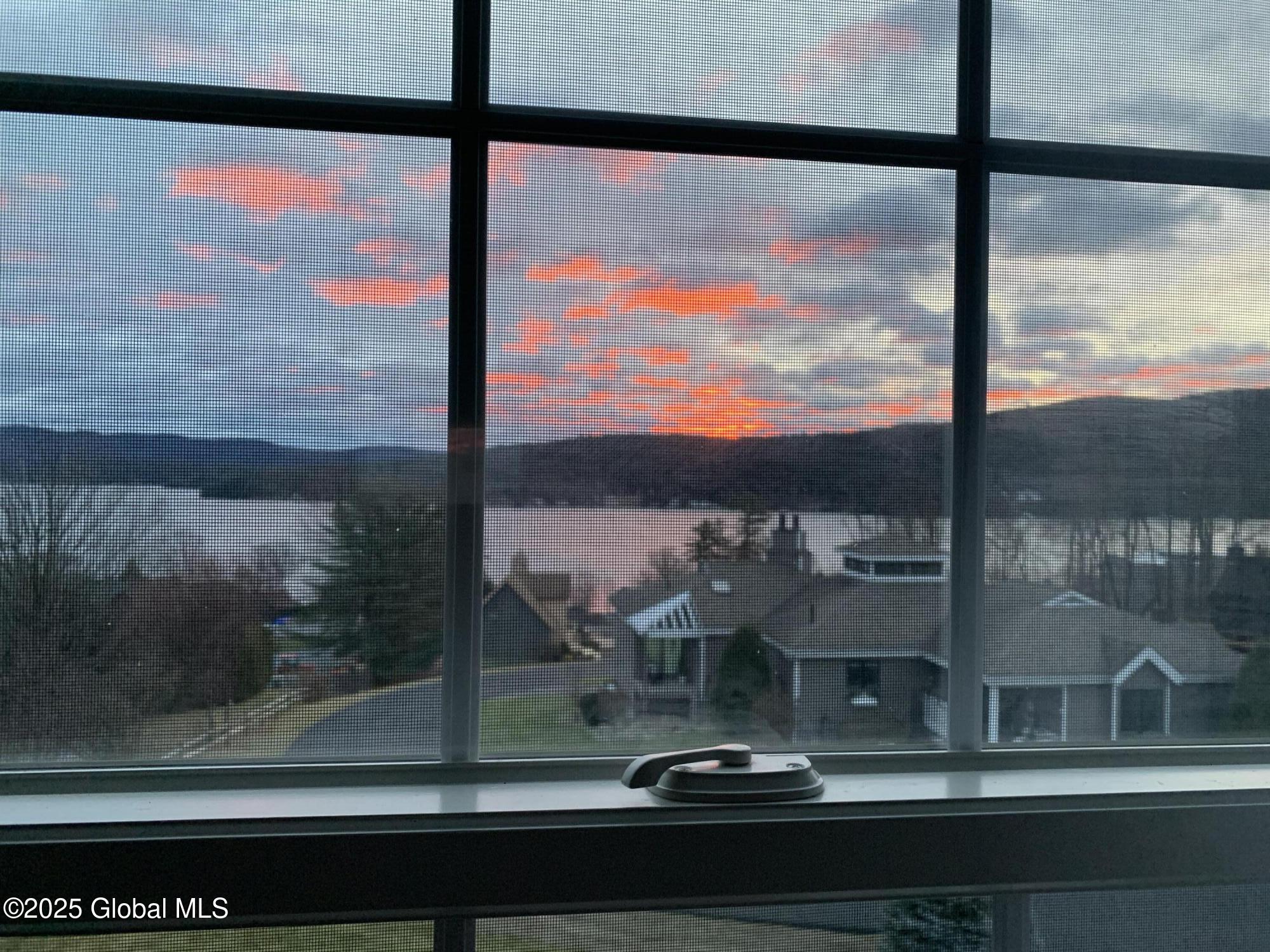 19 Sunnyview Lane
