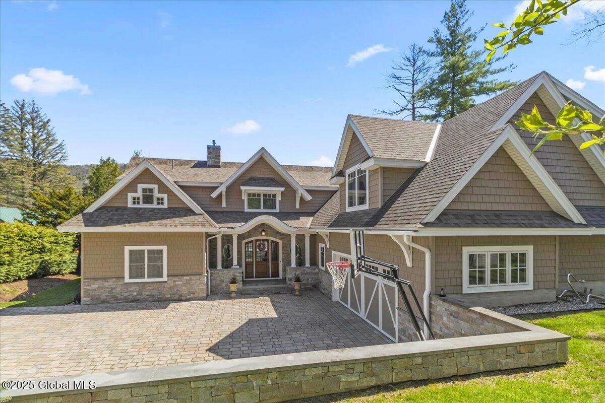 135 Seelye Road