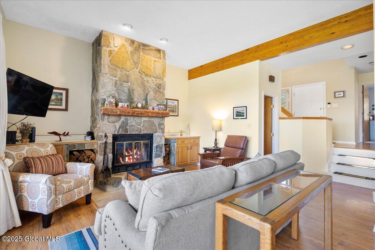 441 Lockhart Mountain Road, 37