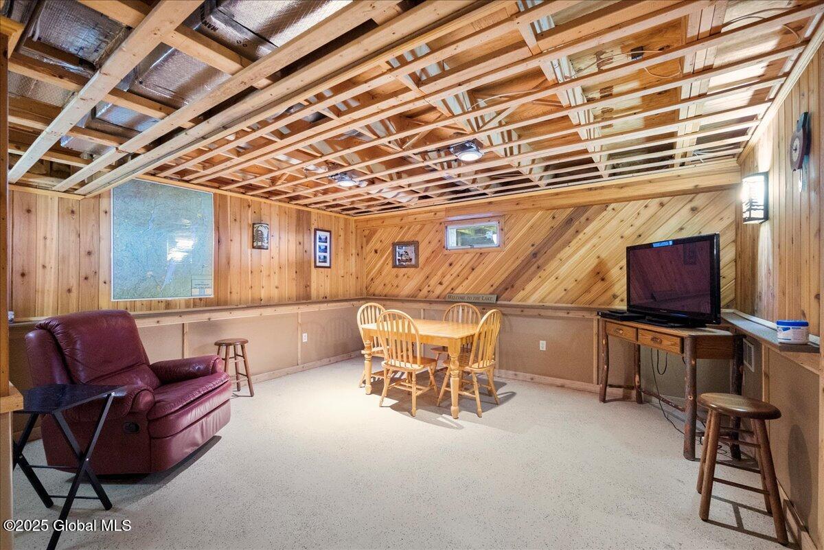 441 Lockhart Mountain Road, 37