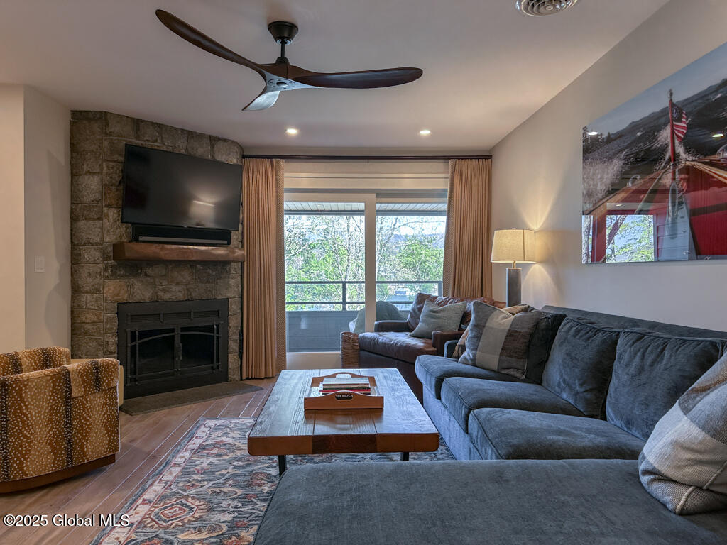 110 Sagamore Road 6B6