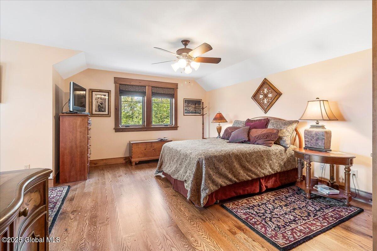 94 Long View Lane