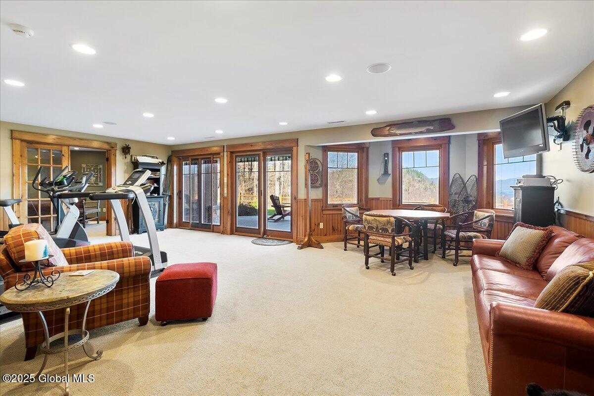 94 Long View Lane