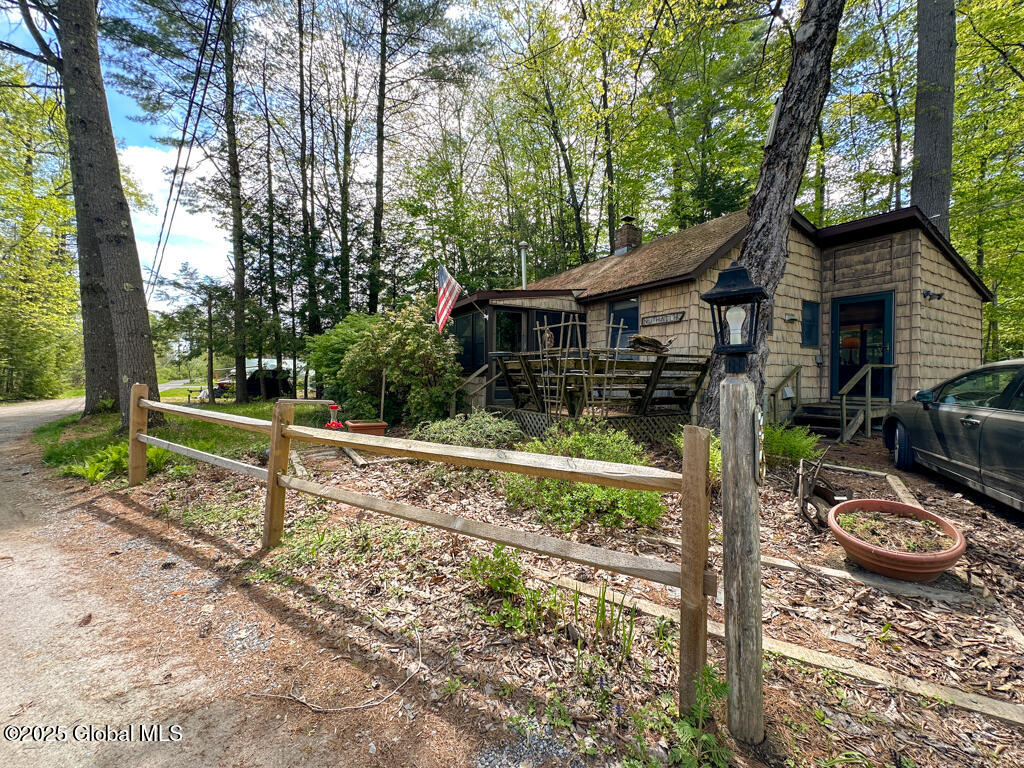 30 The Back Road