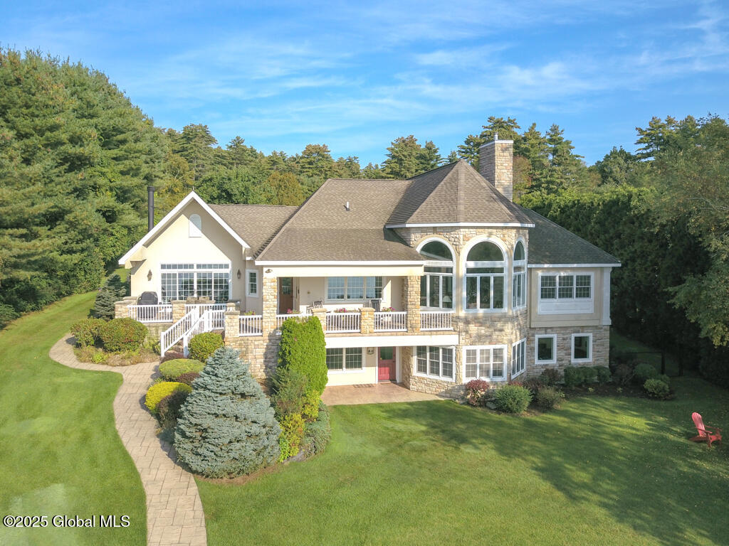 4220 Lake Shore Drive
