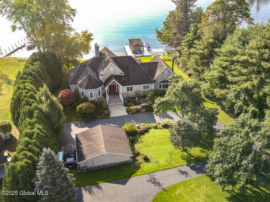 4220 Lake Shore Drive