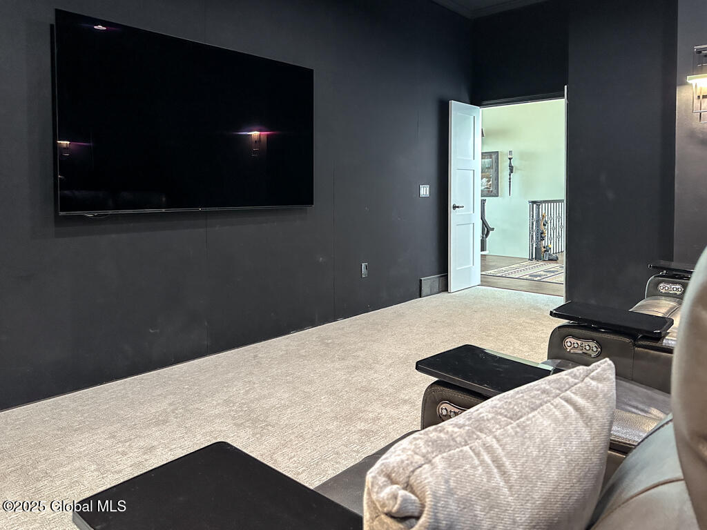 4220 Lake Shore Drive