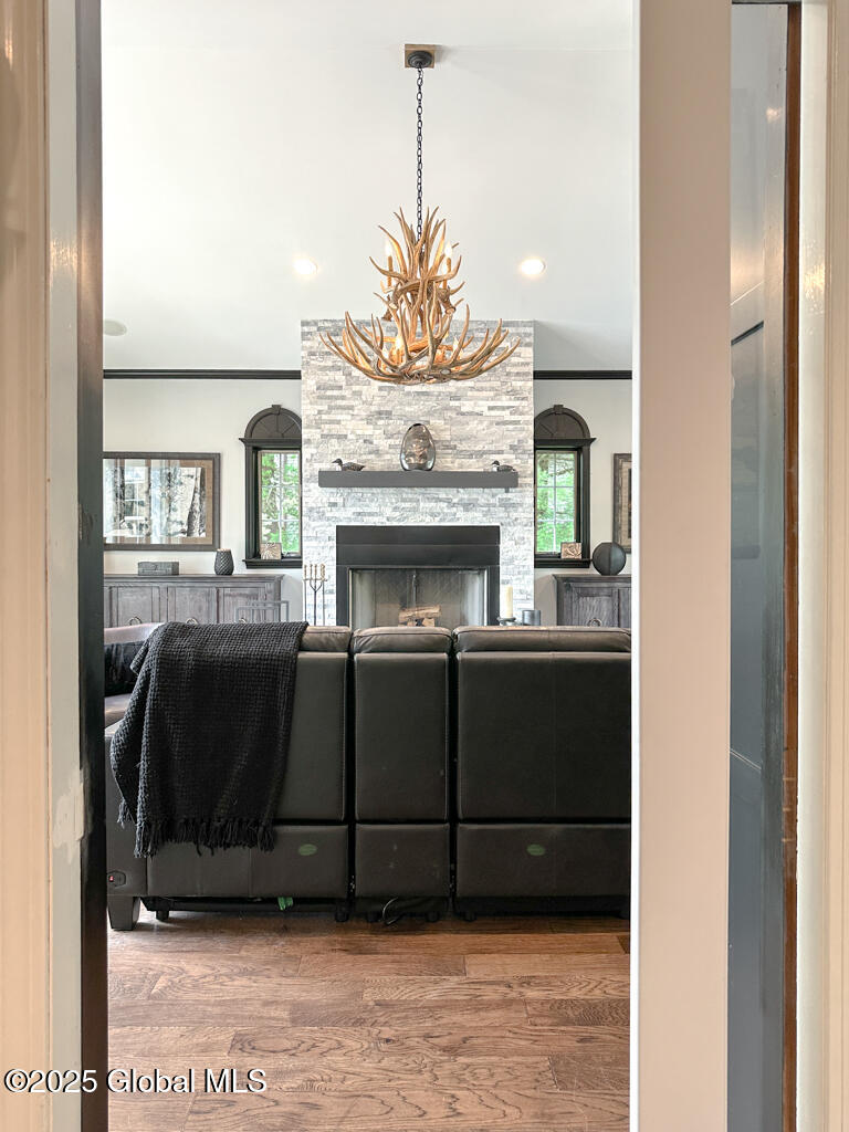 4220 Lake Shore Drive