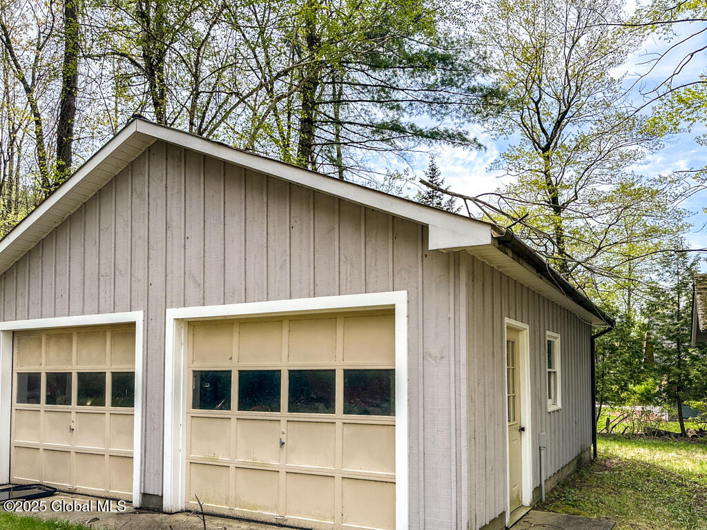 233 Cleverdale Road