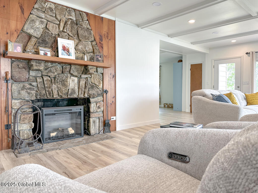 233 Cleverdale Road