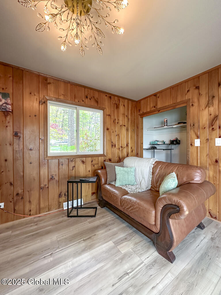 233 Cleverdale Road