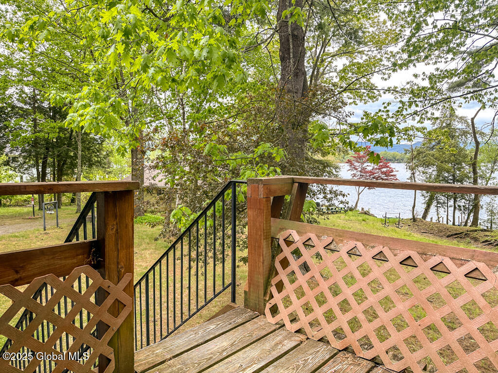 233 Cleverdale Road