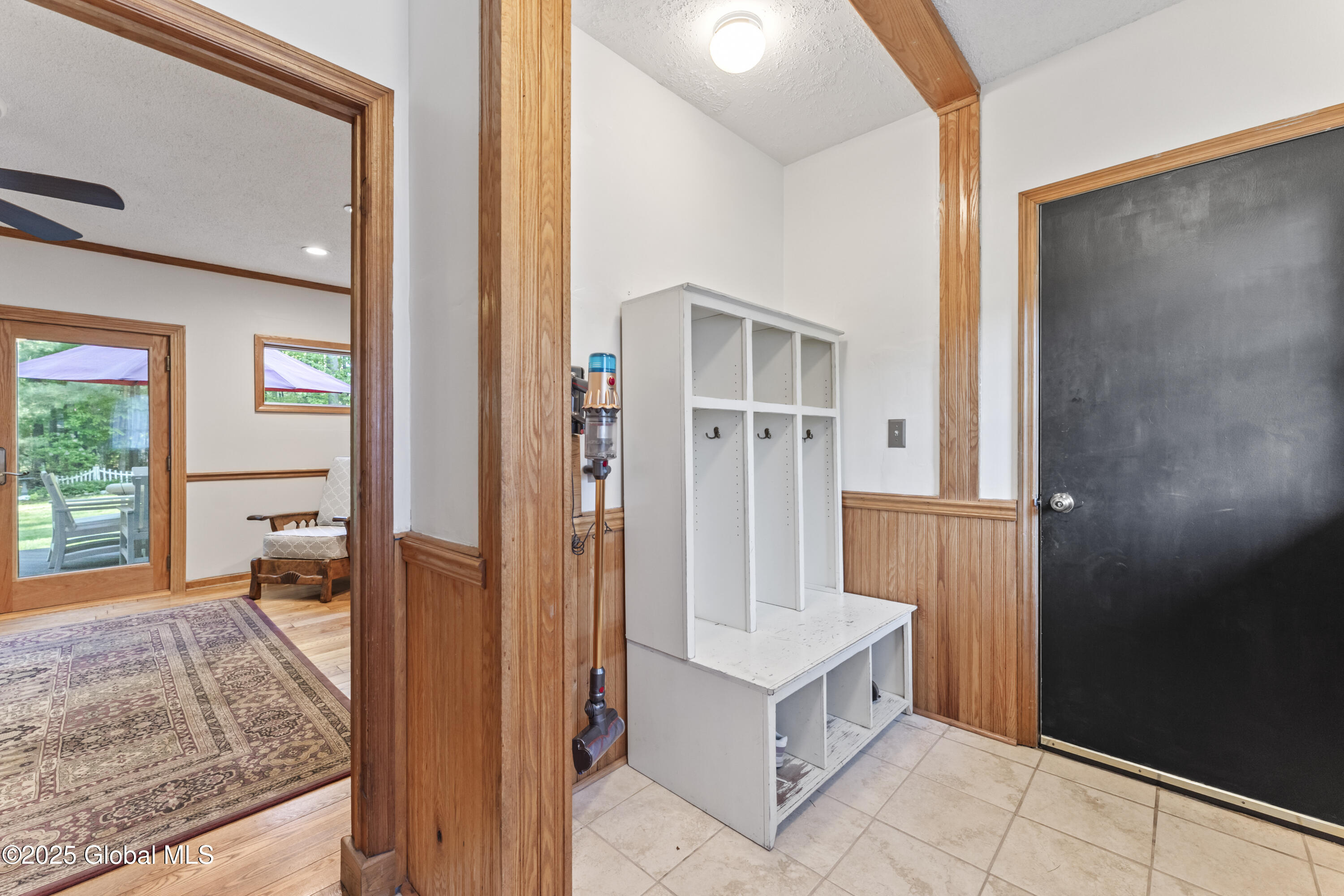 6 Iroquois Drive