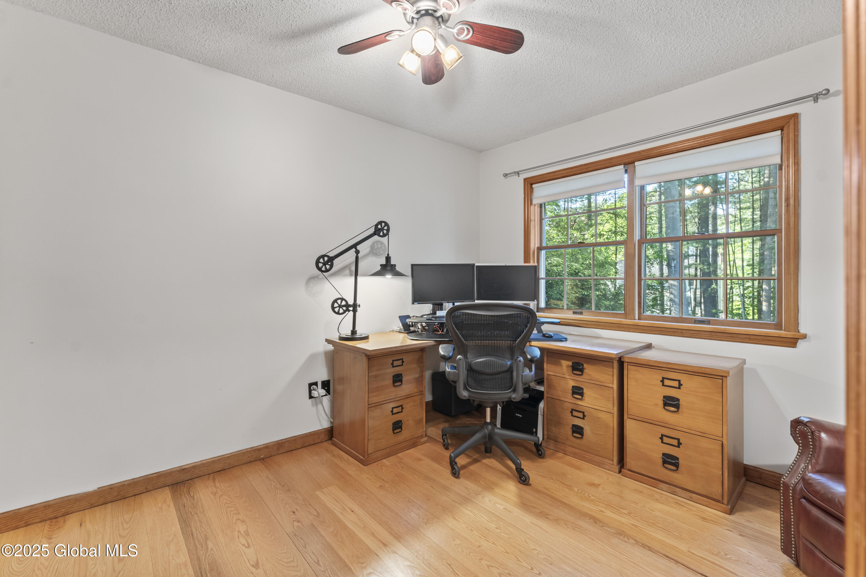 6 Iroquois Drive