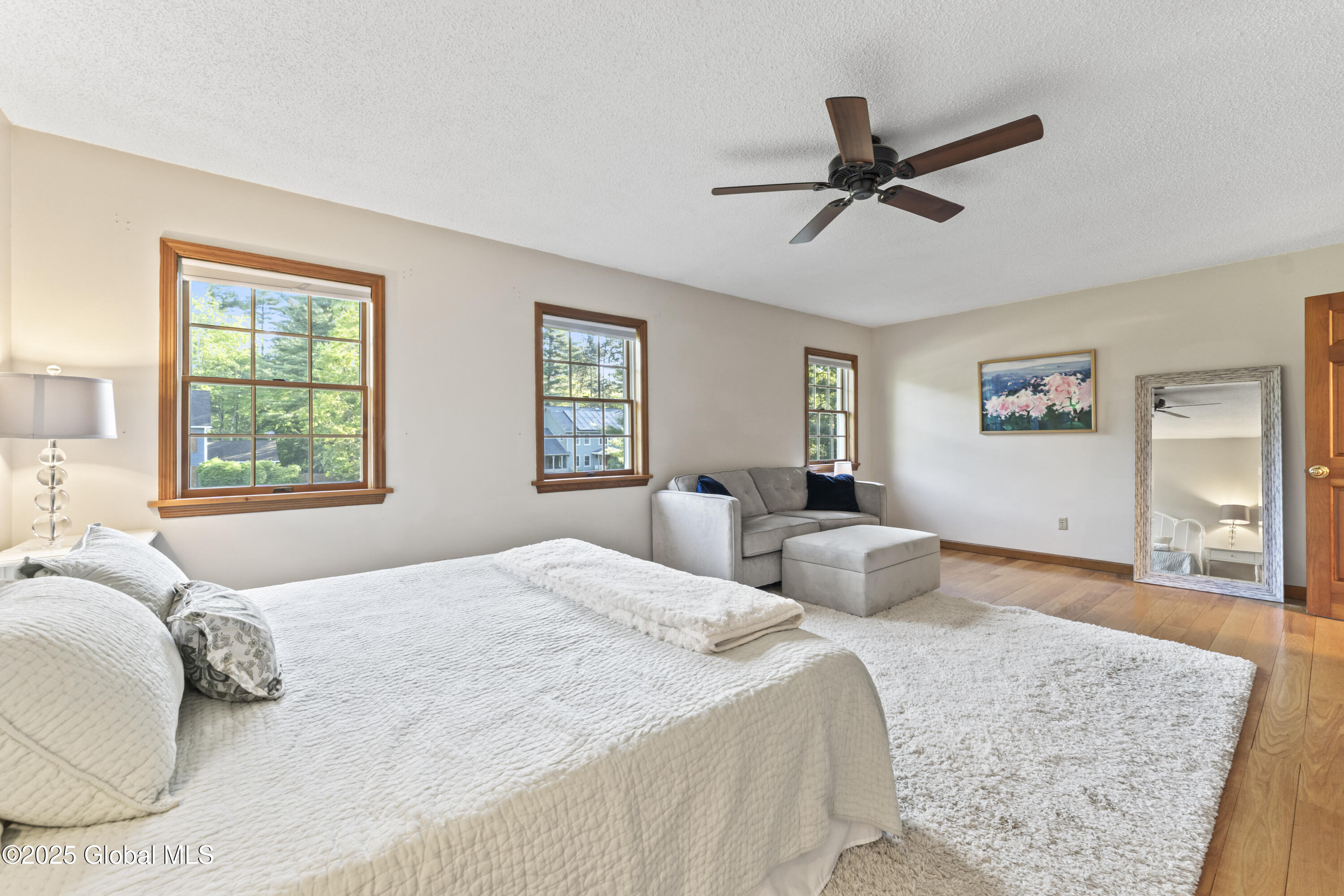 6 Iroquois Drive