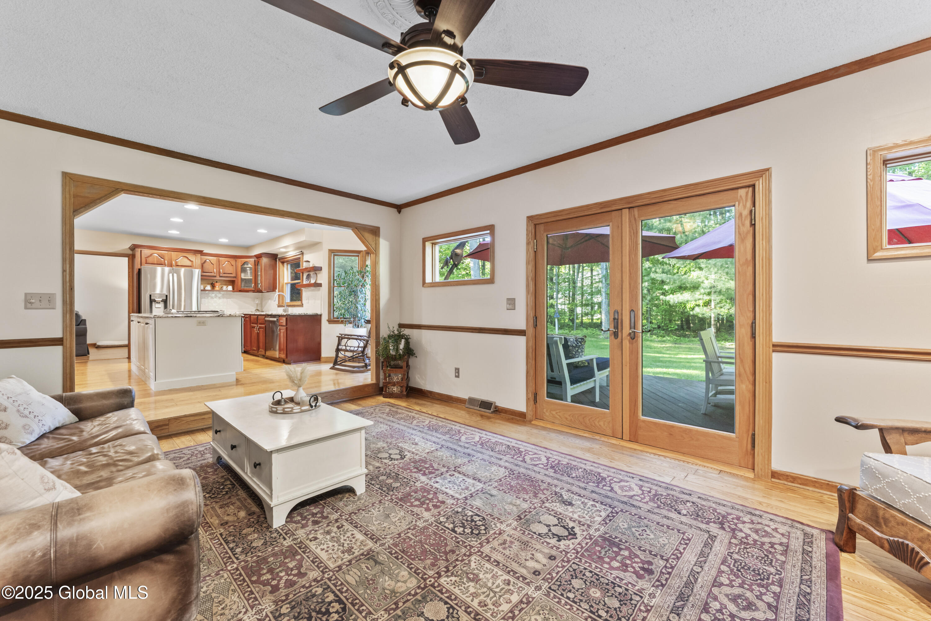 6 Iroquois Drive